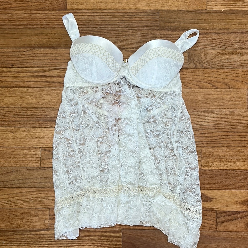 Elegant White Lace Lingerie Top